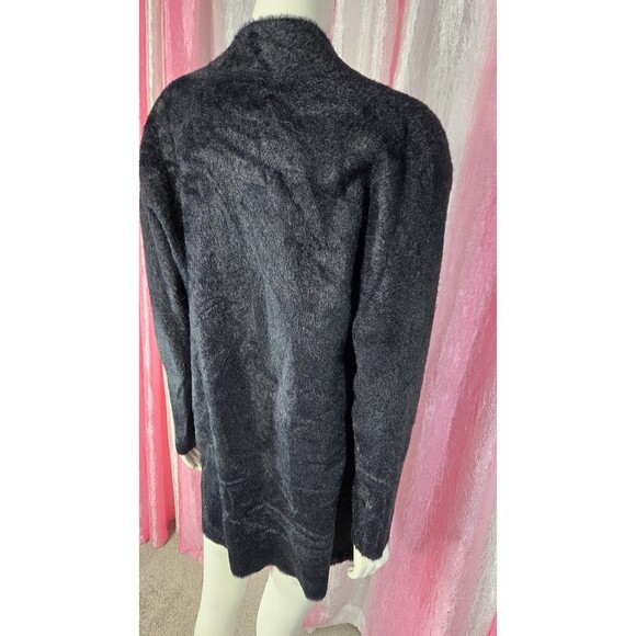 LOVE TOKEN Black Faux Fur Cozy Open Front Cardigan Size Large - Picture 10 of 12